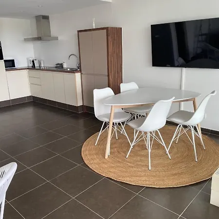 Mazee オステンド